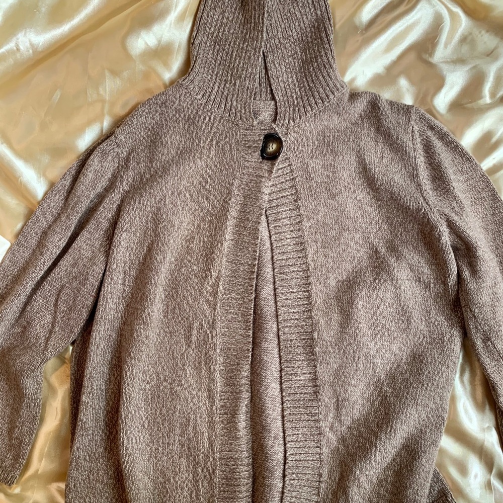 Size M Karen Scott sweater turtleneck beige